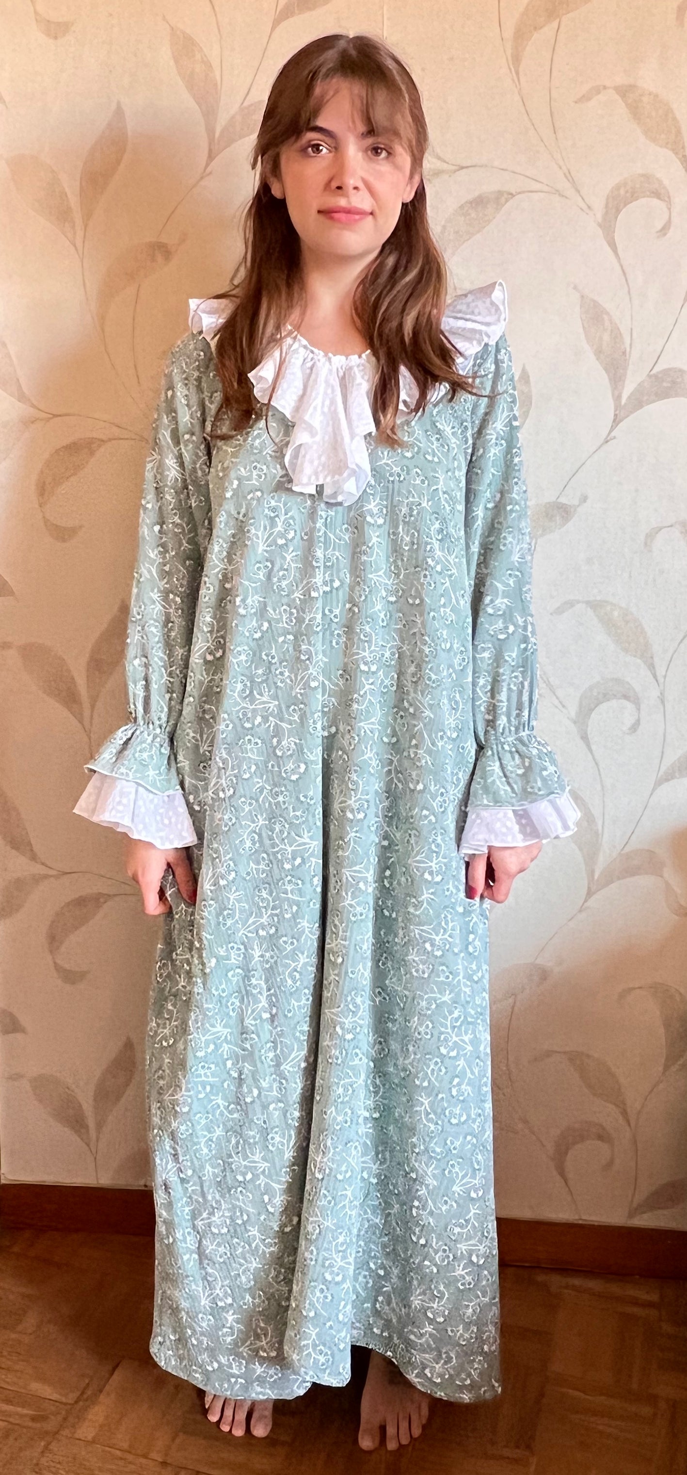 LONG GREEN FLORAL NIGHTGOWN