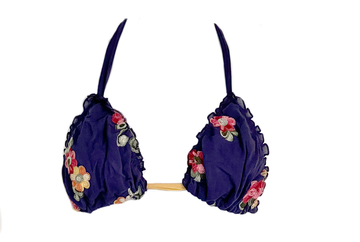 TOP - Embroidery Blue Triangle