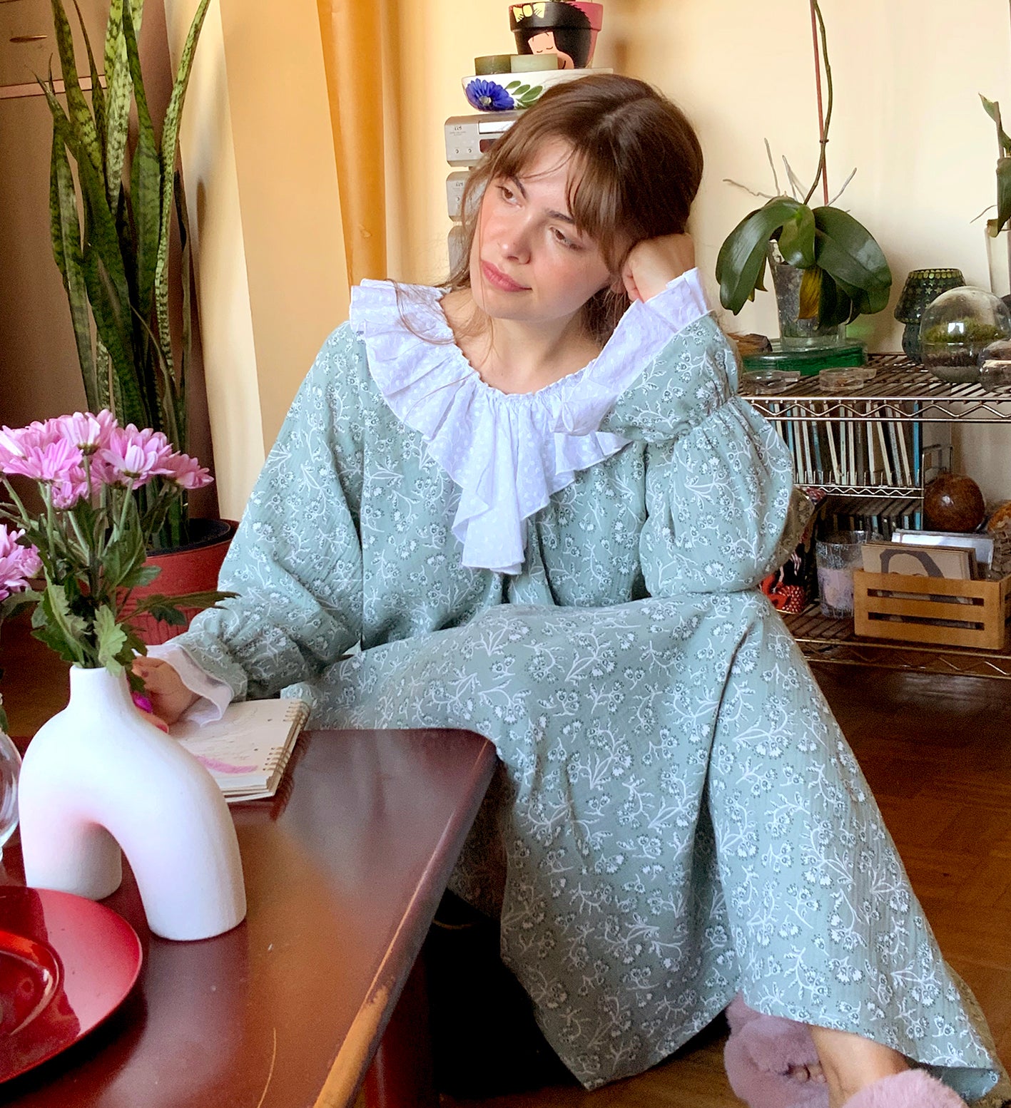 LONG GREEN FLORAL NIGHTGOWN